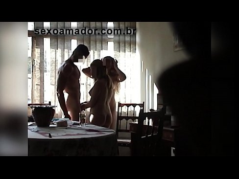 ❤️ Inimbitahan ng mga sex friends ang isang higanteng lalaki at isang threesome kasama niya ❤️ Anal video sa amin tl.mrpornogratis.ru ❌