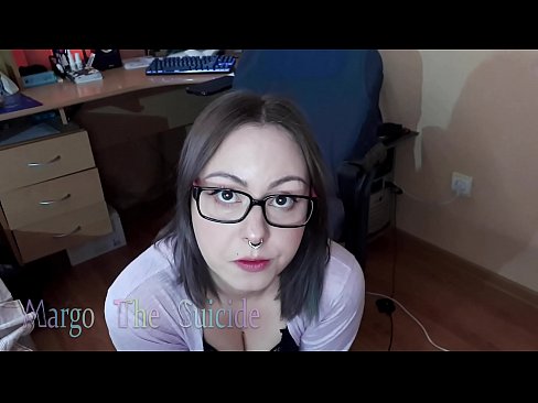 ❤️ Ang Sexy na Babae na may Salamin ay Sumipsip ng Dildo sa Camera ❤️ Anal video sa amin tl.mrpornogratis.ru ❌